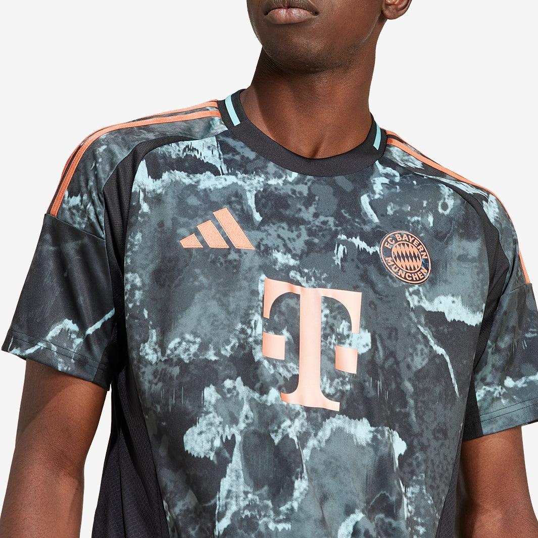 Camisa Adidas Bayern de Munique 2024/25 II Torcedor